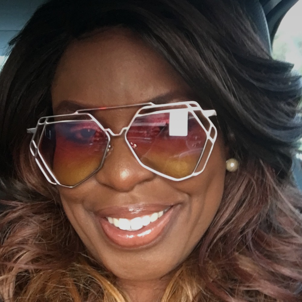 Meet your Posher, Sandra